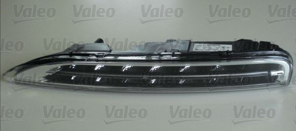 SINYAL(SAĞ) Porsche Cayenne Gündüz ışığı özelliği 2010/07