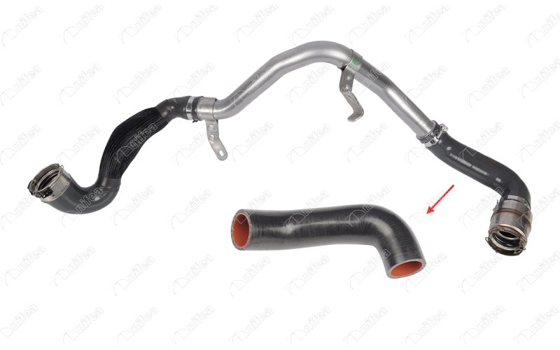 TURBO HORTUMU METAL BORU HARİÇ ÖNDEN ÇEKİŞLİ ARAÇLARDA KULLANILMIŞTIR MASTER 3-MOVANO B