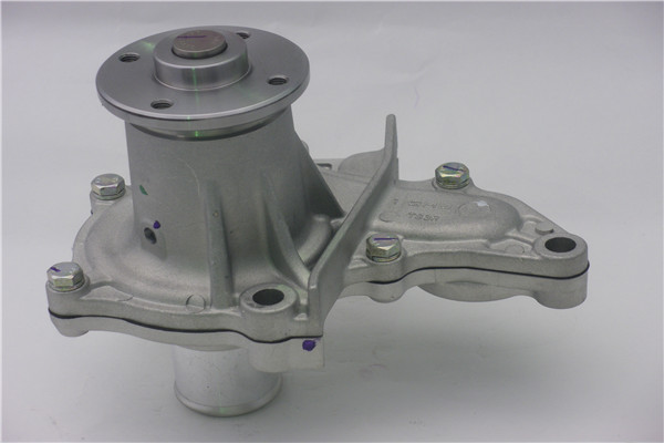 DEVİRDAİM SU POMPASI TOYOTA COROLLA 1.6L 4A-FE AE101 AE111 ENJEKSİYONLU 92-00 (ALT GÖVDE İLE BİRLİKTE)