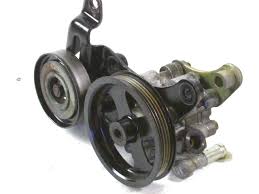 Direksiyon Pompası RAV4 II 2.0 4WD (01-05)