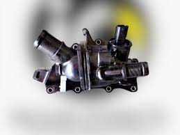 TERMOSTAT 98 °C KOMPLE RENAULT MEGANE IV 15> KADJAR 15> TALISMAN 15> SCENIC IV 15> DACIA DUSTER II 18> DOKKER 19>1.3 TCE H5H / NISSAN QASHQAI 1,3L DIG-T HR13DDT J11 19->