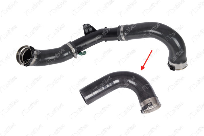 TURBO HORTUMU PLASTİK (BÜYÜK) ÖNDEN ÇEKİŞLİ ARAÇLARDA KULLANILMIŞTIR MASTER 3-MOVANO B