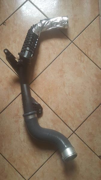 (144609034R) Turbo Borusu