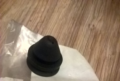 Radyatör Üst Lastiği P307-P308-P3008-C4-XSARA-BERL...