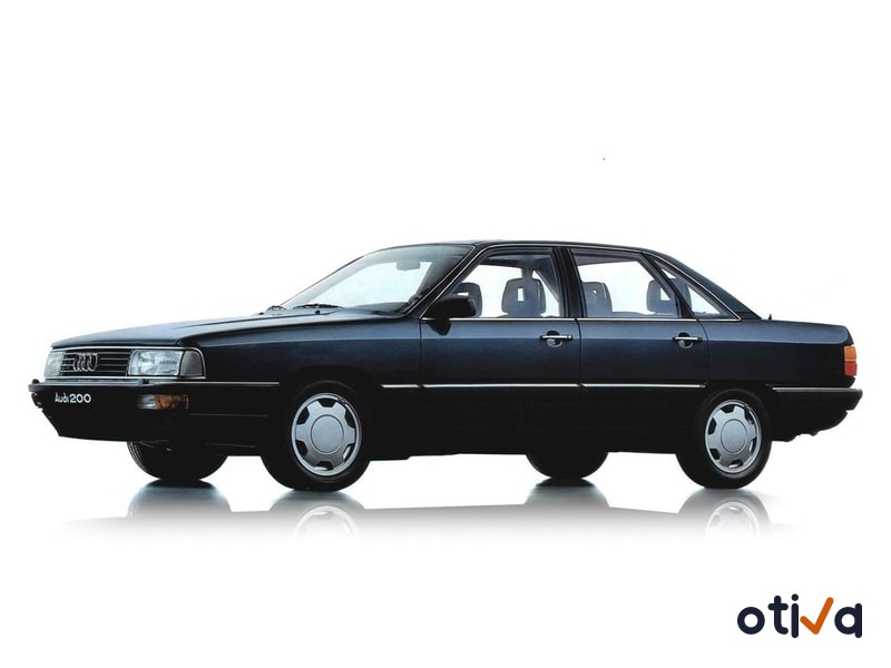 AUDI 200 C3 Sedan (447, 448)