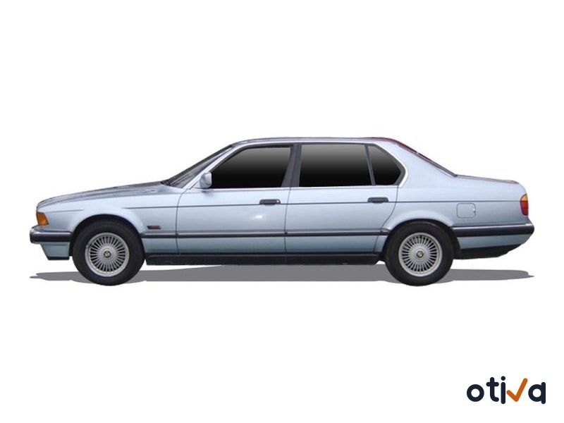 BMW 7 (E32)