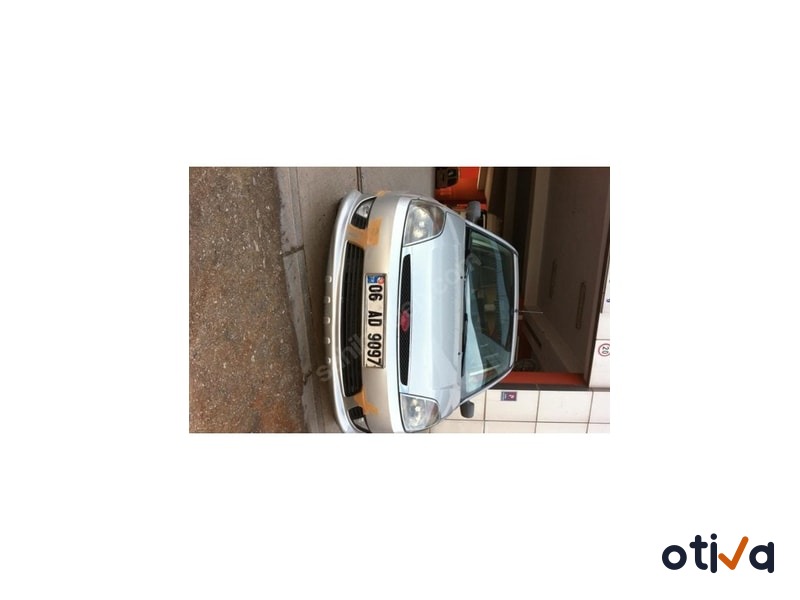 FORD FIESTA Kasa/büyük limuzin (J5_, J3_)