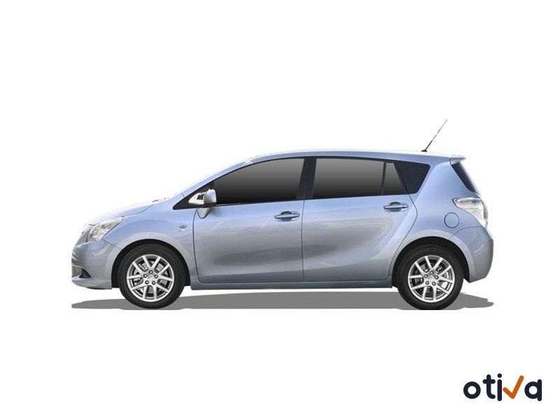 TOYOTA VERSO (_R2_)