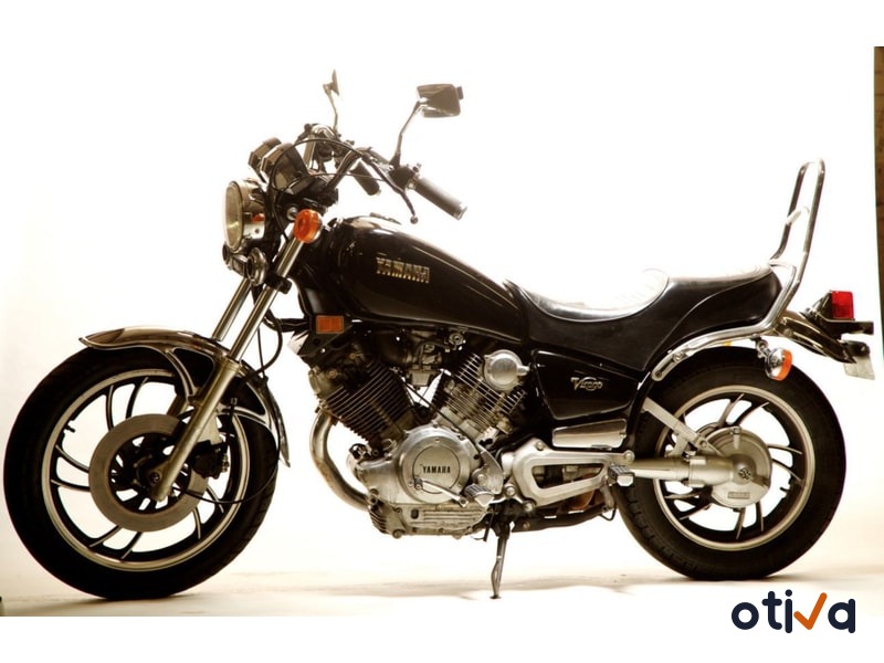 YAMAHA XV
